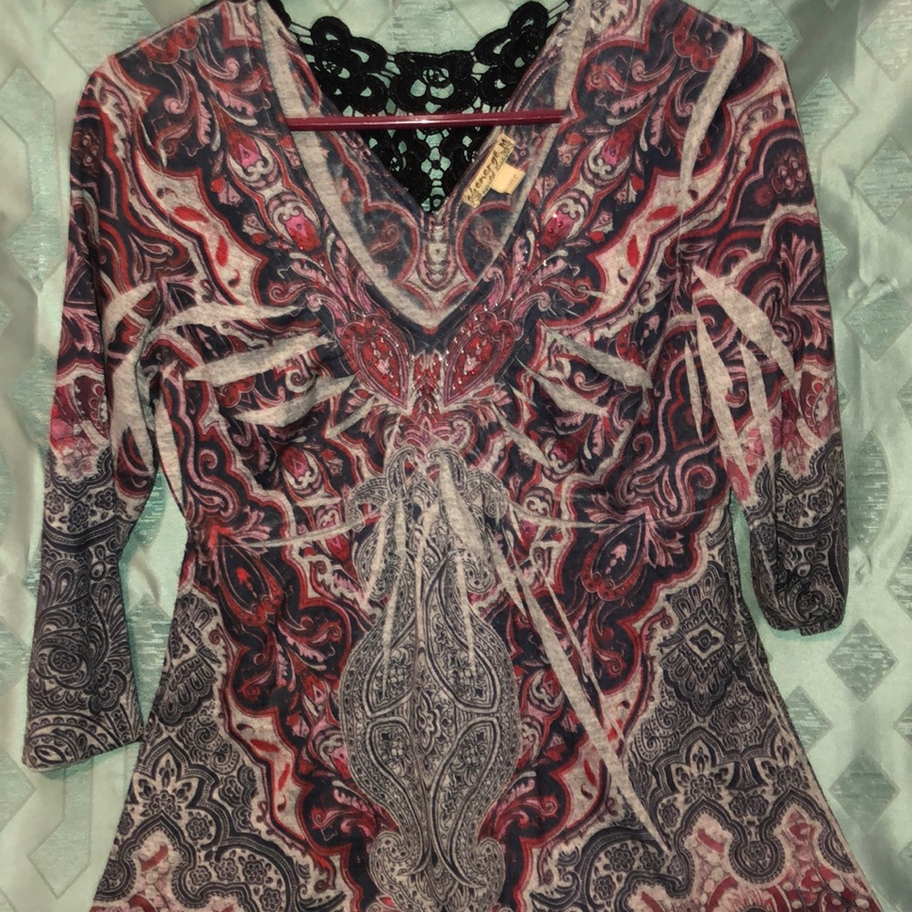 Women shirt